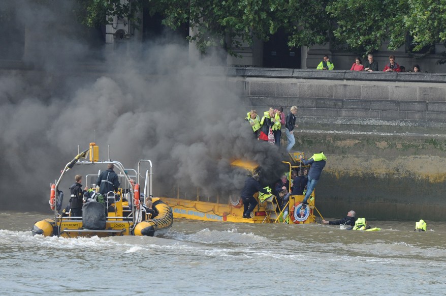 London duck boat fire