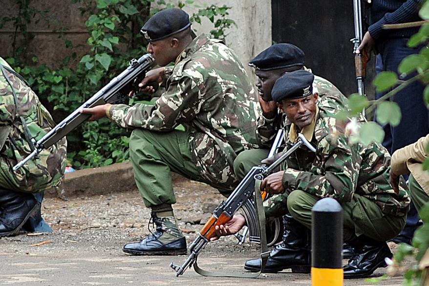 Armed Kenyan policemen