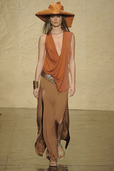 Donna Karan – Runway RTW – Spring 2014 – New York Fashion Week