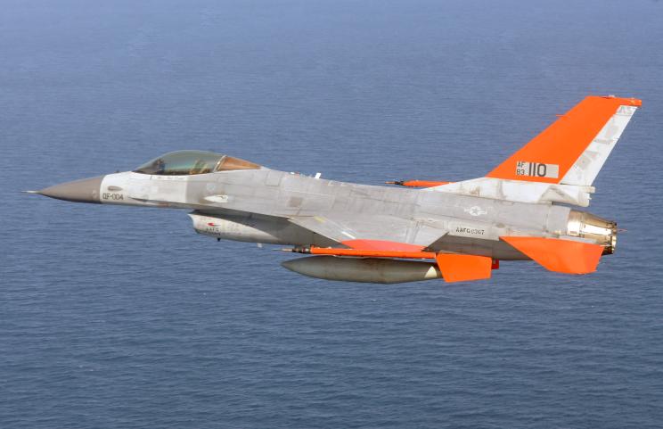 Drone F-16