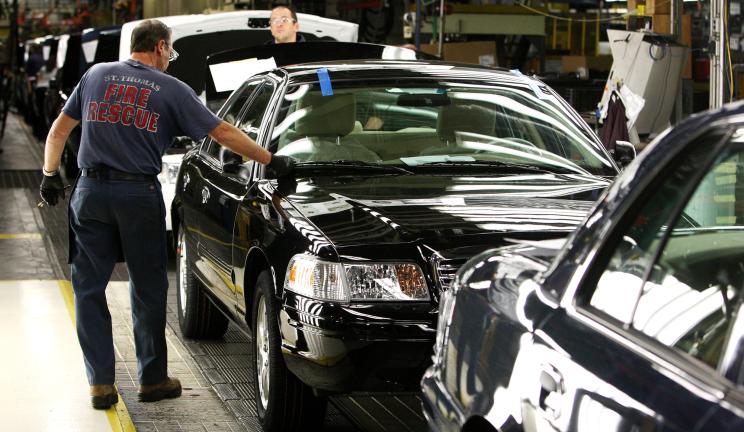 Ford recalls 2011 Crown Victoria vehicles