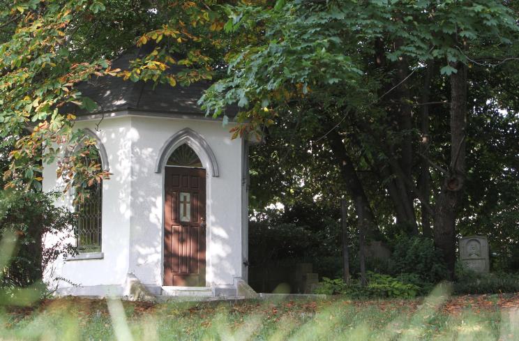 The Mount Manresa Jesuit Retreat House in the Fort Wadsworth section of Staten Island. A grass-roots effort is trying to prevent development of the 15.4-acre property that had been owned for 102 years by the Jesuits and operated as a beloved retreat house and sanctuary.