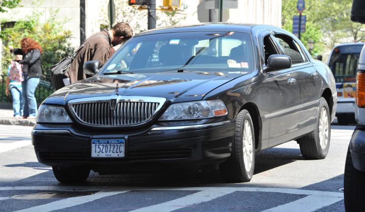 The city busted 1.000 illegal livery cabs last month.