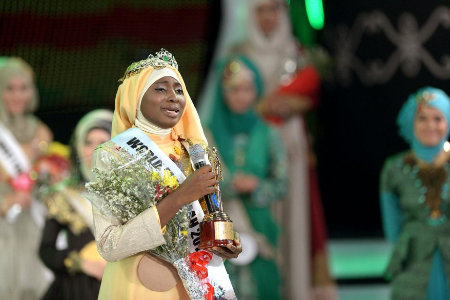 Muslim beauty pageant takes on Miss World