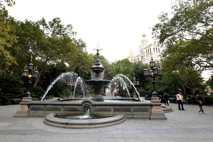 City Hall park fountain