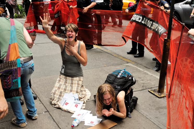 Protesters pepper-sprayed by NYPD Deputy Inspector Anthony Bologna September, 2011