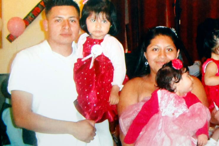 Miguel Ramos Meija, with slain wife Deisy Garcia and daughters Danielle, 2, and Yoselyn,1.