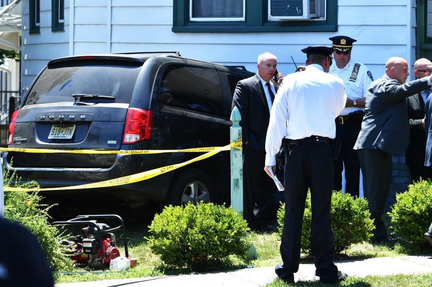 The scene of the deadly crash on Staten Island.