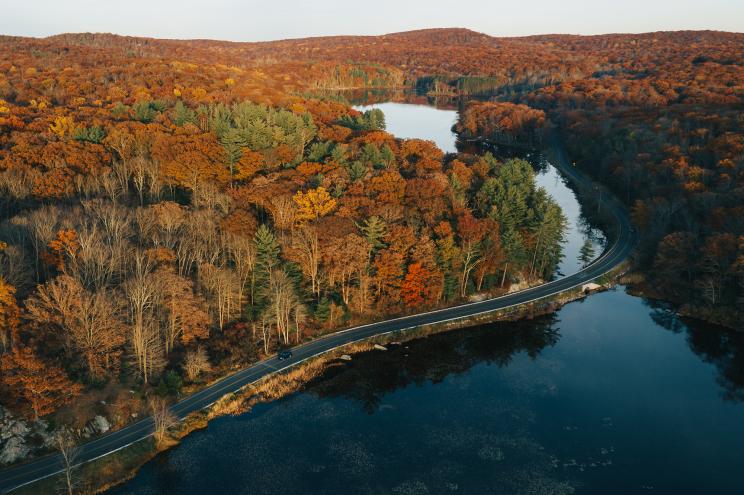 Warm weather delays fall foliage in Catskills and Adirondacks