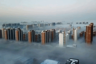 Fog turns skyscrapers into Cloud City from ‘Star Wars’