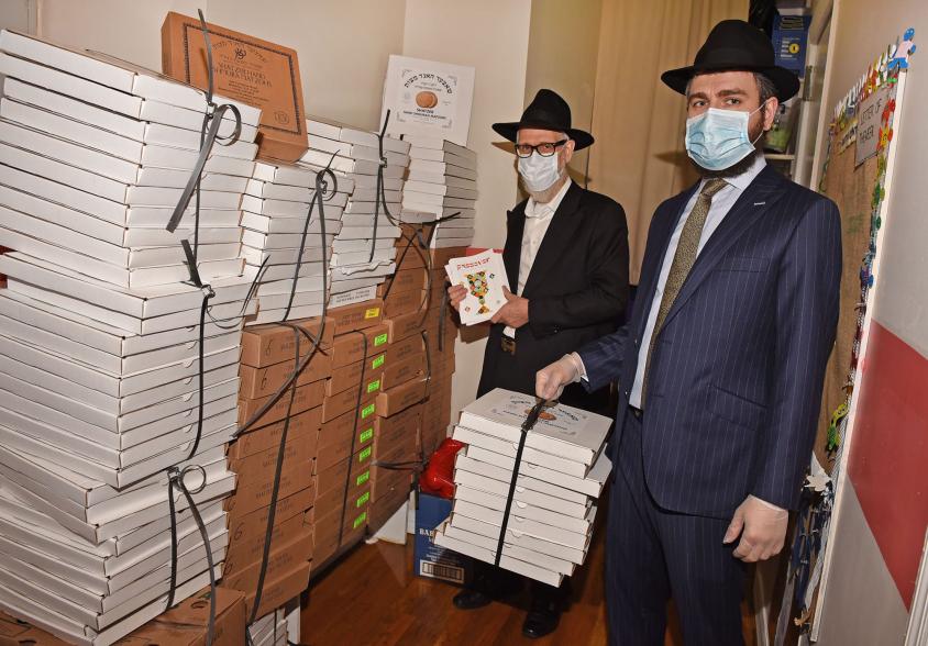 Rabbi Moshe Hecht has been making home deliveries to citizens of the Jewish community for Passover