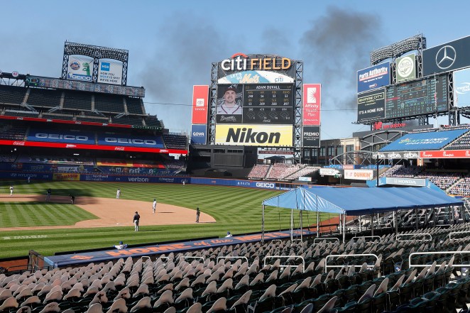 Smoke Citi Field Mets