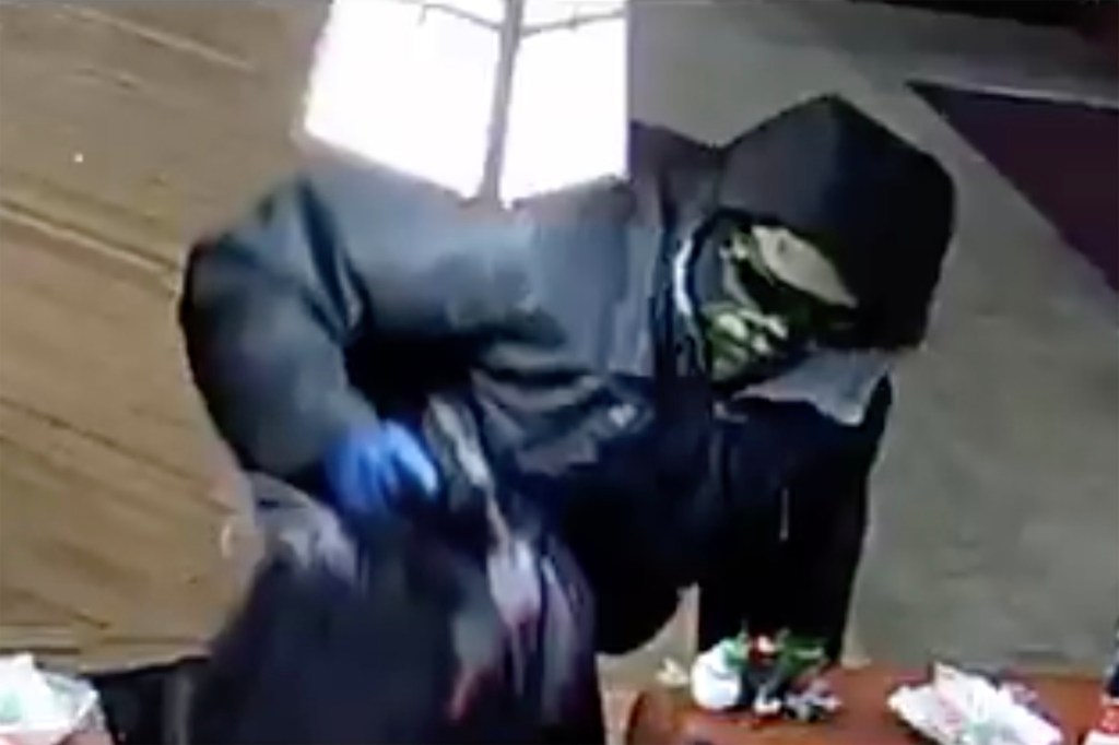 Serial bank robber dubbed the "Too Tall Bandit"