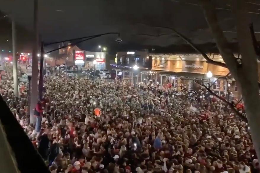 Thousands of fans filled the streets of Tuscaloosa yesterday after Alabama won the national championship game.