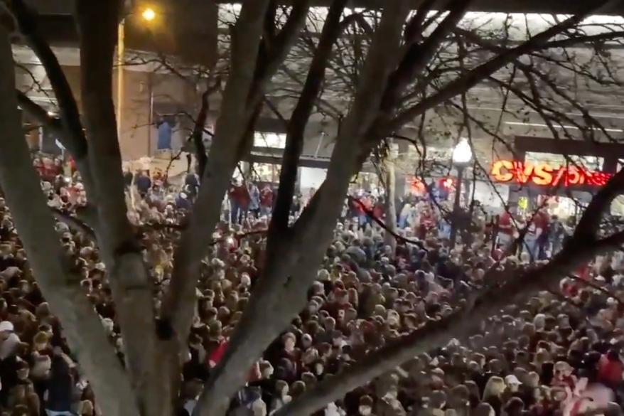 Thousands of fans filled the streets of Tuscaloosa yesterday after Alabama won the national championship game.