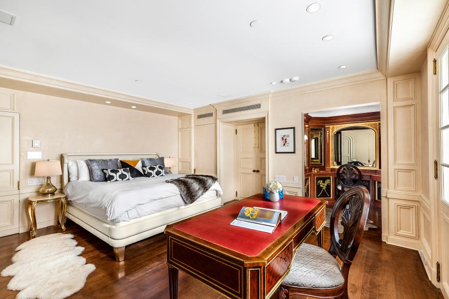 Interior shot of the 160 Central Park South apartment.