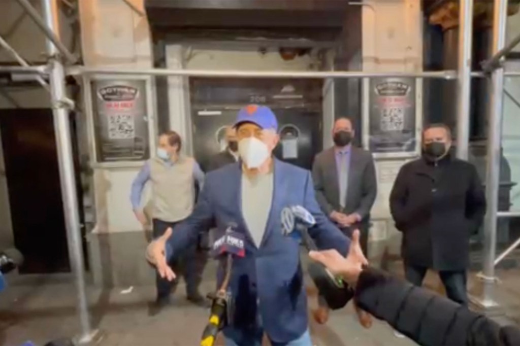 Screen grab of Jerry Seinfeld leaving Gotham Comedy Club on April 2, 2021.