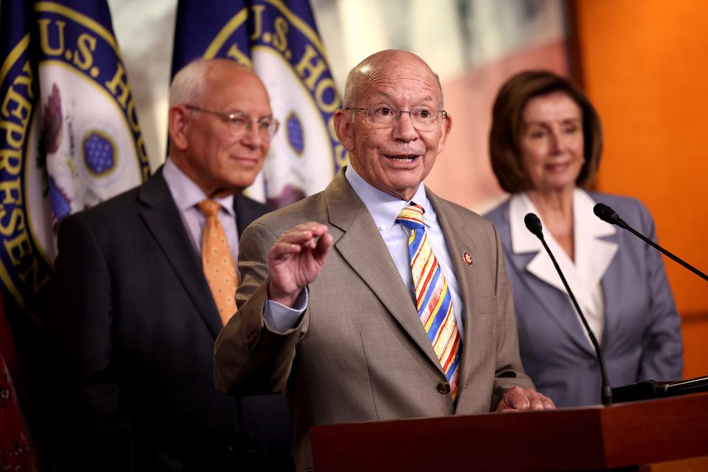 Rep. Peter DeFazio ripped the Senate's $1.2 trillion infrastructure deal as "crap", according to sources.