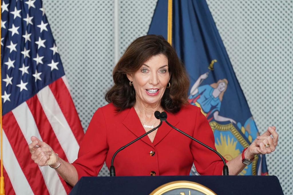 Gov Hochul signed a package of bills to fight the Opiod Crisis