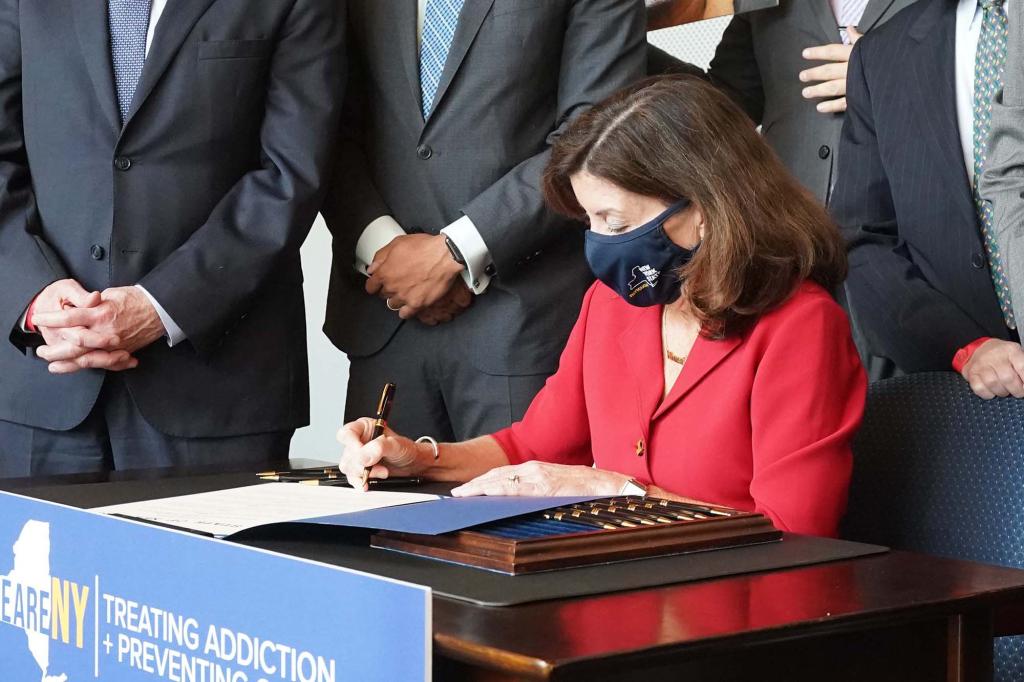 NYS Gov Hochul signing a package of bills to fight the Opiod Crisis, at John Jay College, 860 11th ave., mhtn.