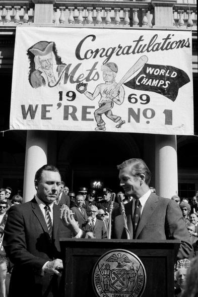 Gil Hodges, left, and New York Mayor John Lindsay are pictured during the awarding of medals to the New York Mets on Mets Day, Oct. 20, 1969.