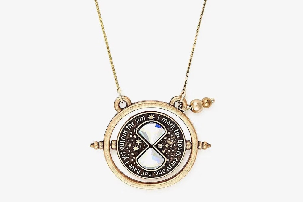 A time turner necklace 