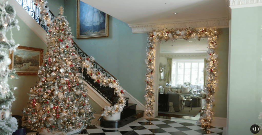 A view of the grand staircase.