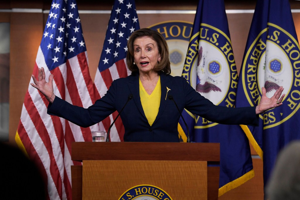 Speaker Nancy Pelosi said that lawmakers should be allowed to take part in stock dealings as long as they follow the federal rules. 