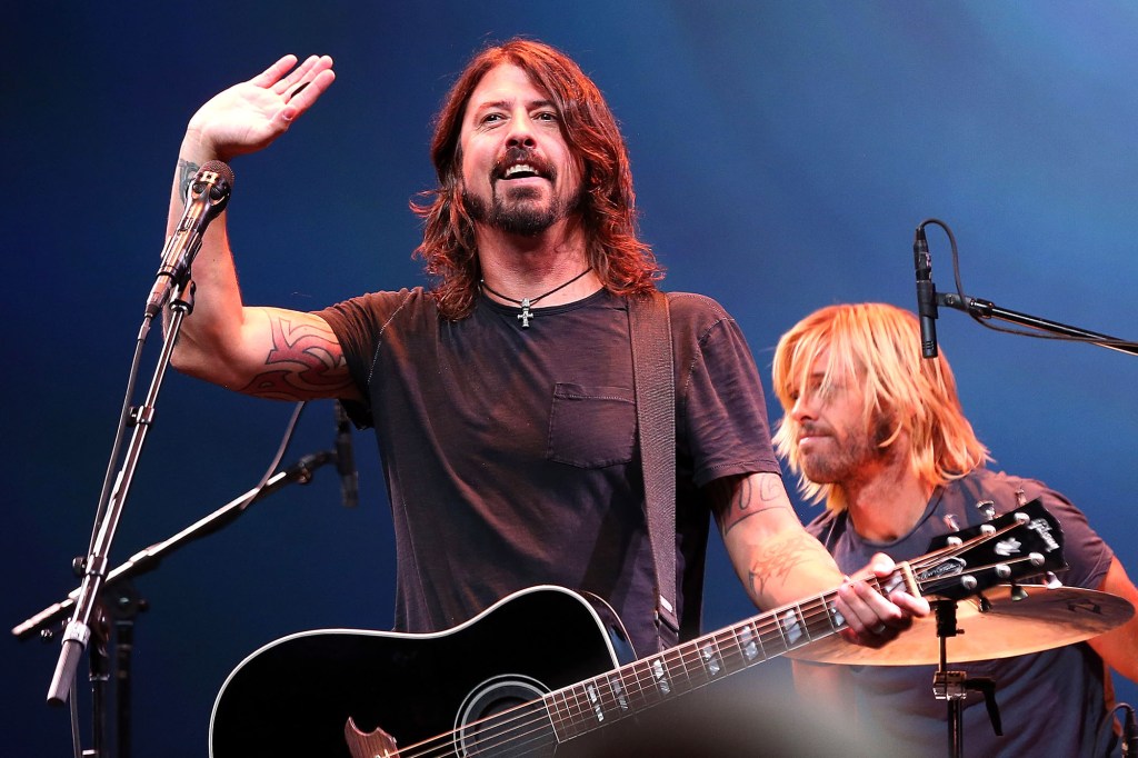 Dave Grohl and Taylor Hawkins