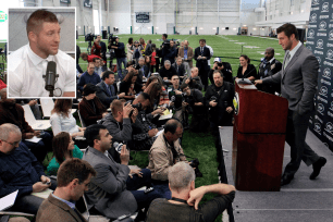 Tim Tebow calls intro Jets press conference a "disaster"