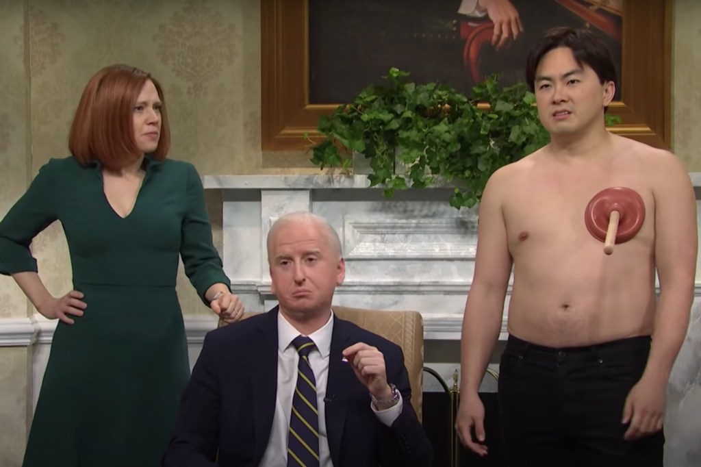 From L-R: Kate McKinnon as Press Secretary Jen Psaki, James Austin Johnson as President Biden and Bowen Yang.