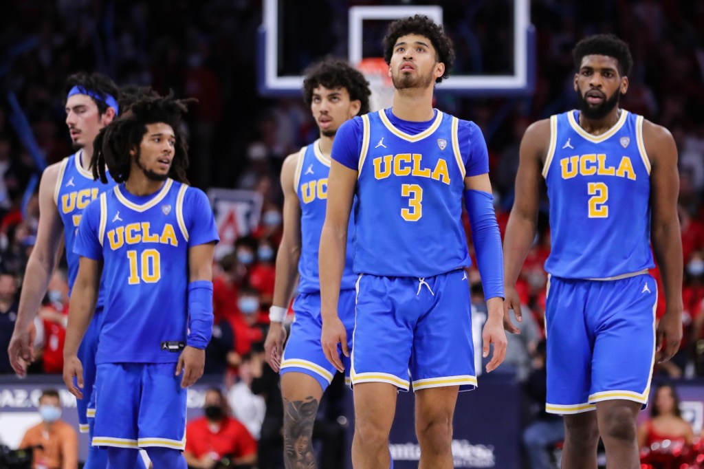 UCLA mens basketball team photo.