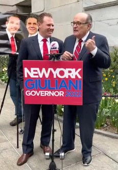 Rudy Giuliani with his son Andrew on the campaign trail.