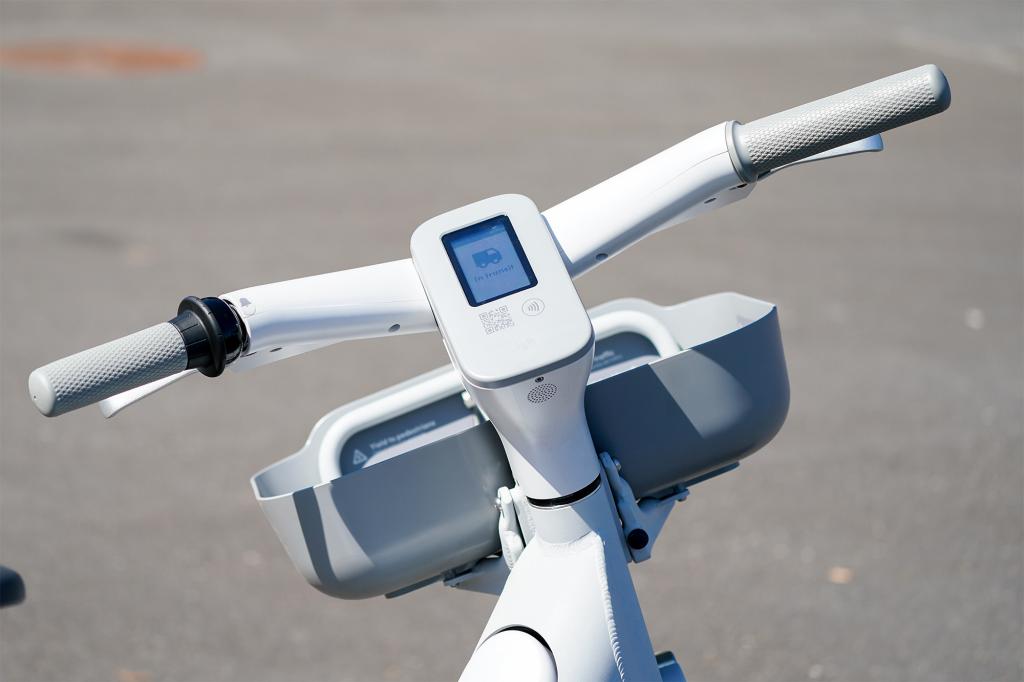 The bikes feature LED screens to help riders lock and unlock them.