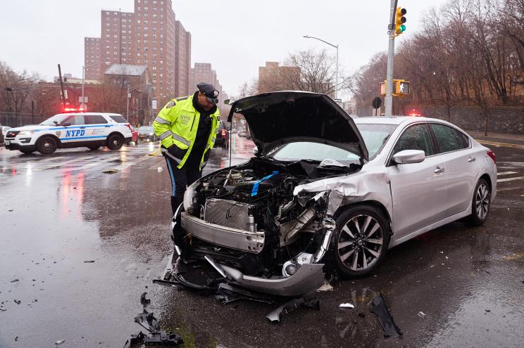 intersection of Claremont Parkway and Webster Avenue car accident