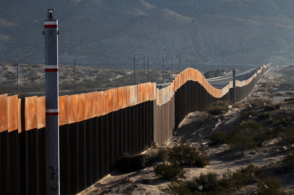 A view of the border wall between Mexico and the United States, in Ciudad Juarez, Chihuahua state, Mexico on January 19, 2018.