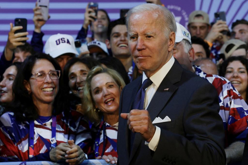 Biden's new law allows abortions in all cases in which pregnancy puts the mother's life at state.