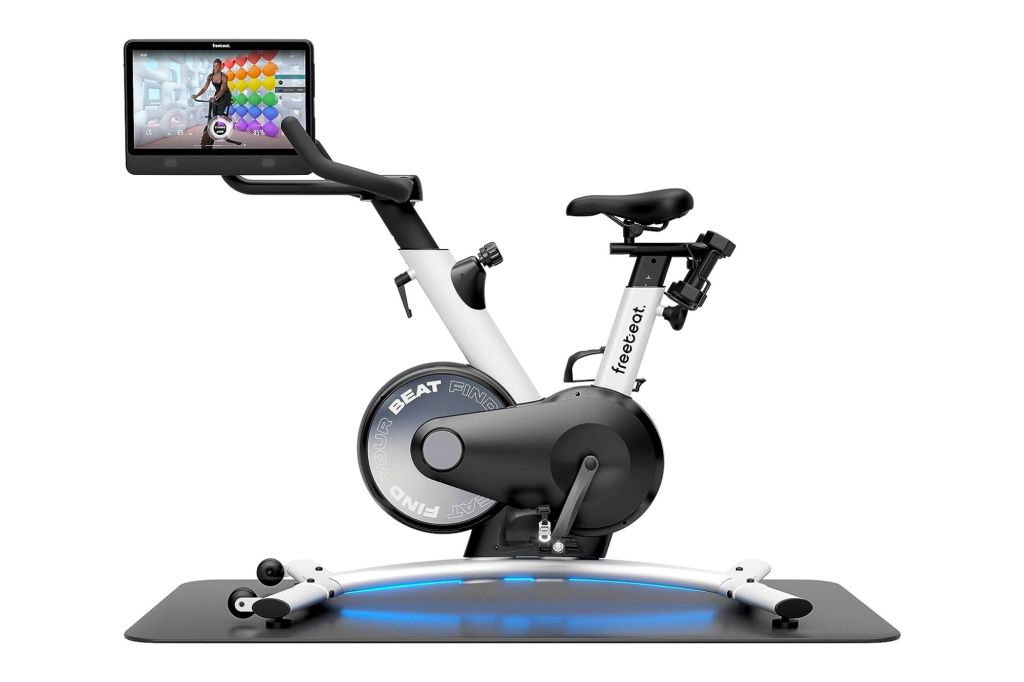 Exercise bike with screen