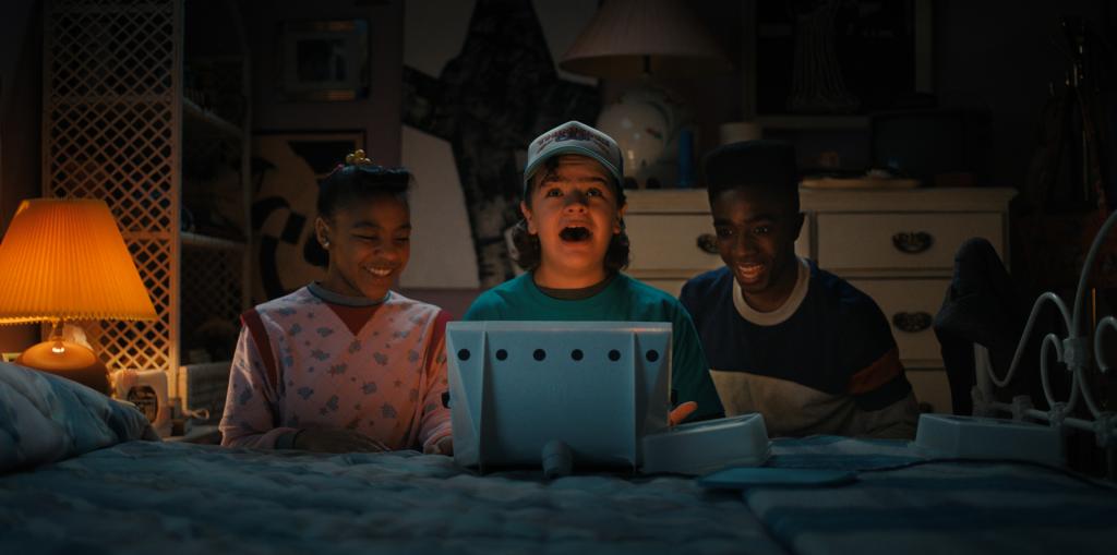 Priah Ferguson as Erica Sinclair, Gaten Matarazzo as Dustin Henderson and Caleb McLaughlin as Lucas Sinclair in STRANGER THINGS