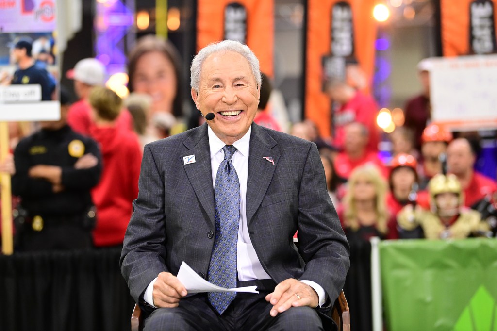 Lee Corso was absent from this week's 'College GameDay' because of health issue.