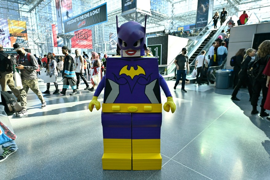 A Lego Batwoman cosplayer