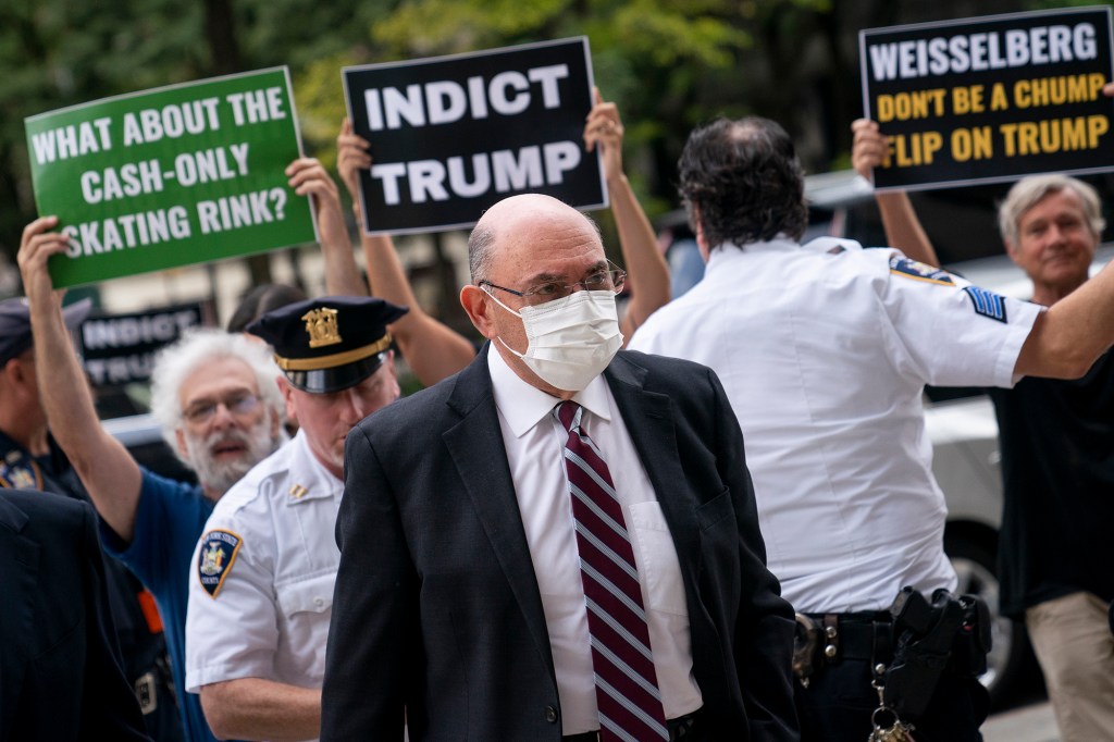 Allen Weisselberg seen outside of court this summer