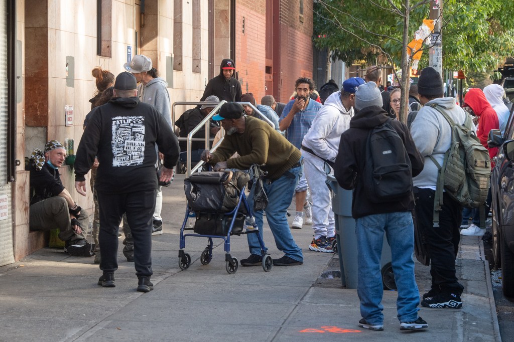 A picture of people outside Onpoint Harm reduction center.