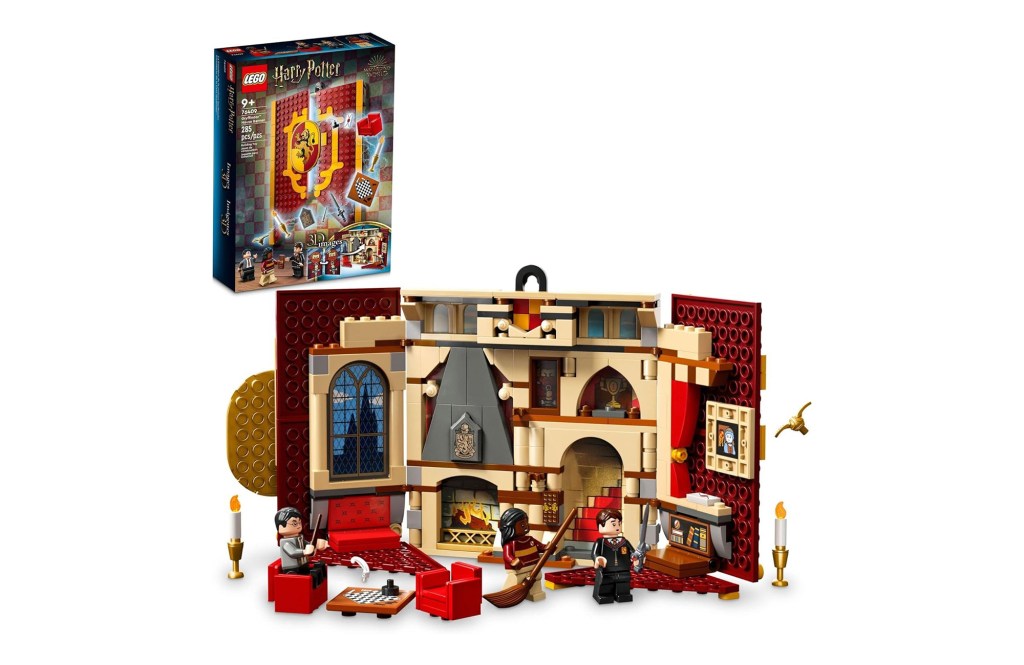 Lego Harry Potter Gryffindor House Banner Set