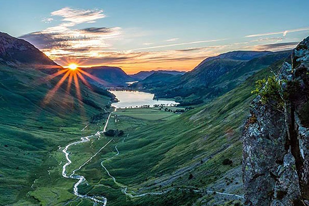 A picturesque view of a river 