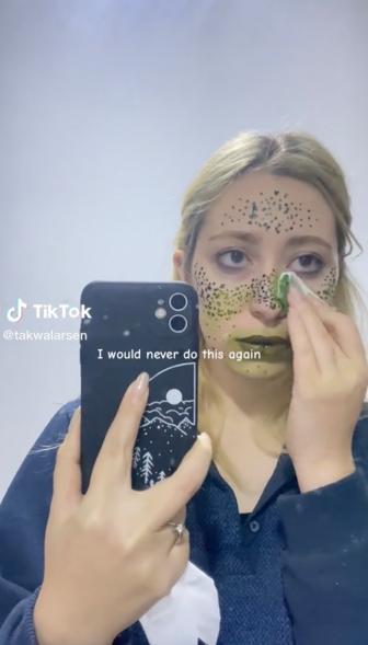 Mom Takwa Larsen unintentionally turned herself green during a DIY henna freckles attempt gone wrong.