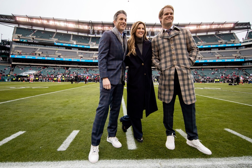 Kevin Burkhardt, Erin Andrews and Greg Olsen before the NFC Championship game on Jan. 29, 2023.