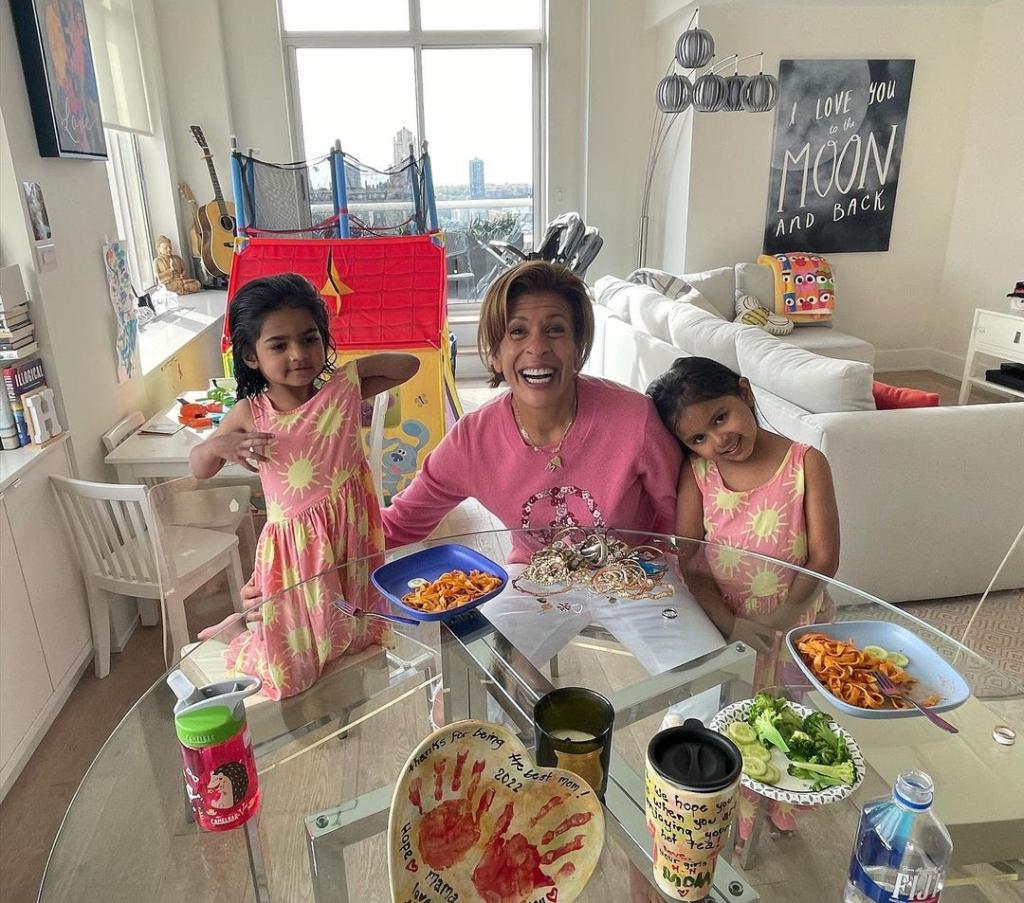 Hoda Kotb and her daughters