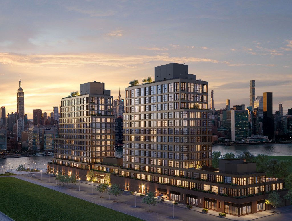Bordering on Queens, with a spying eye on Manhattan, the Huron is situated magnificently. 