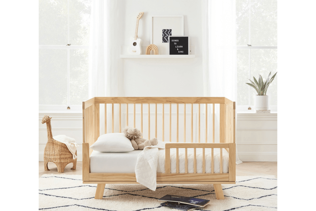 Pottery Barn Kids Babyletto Hudson 3-in-1 Convertible Crib